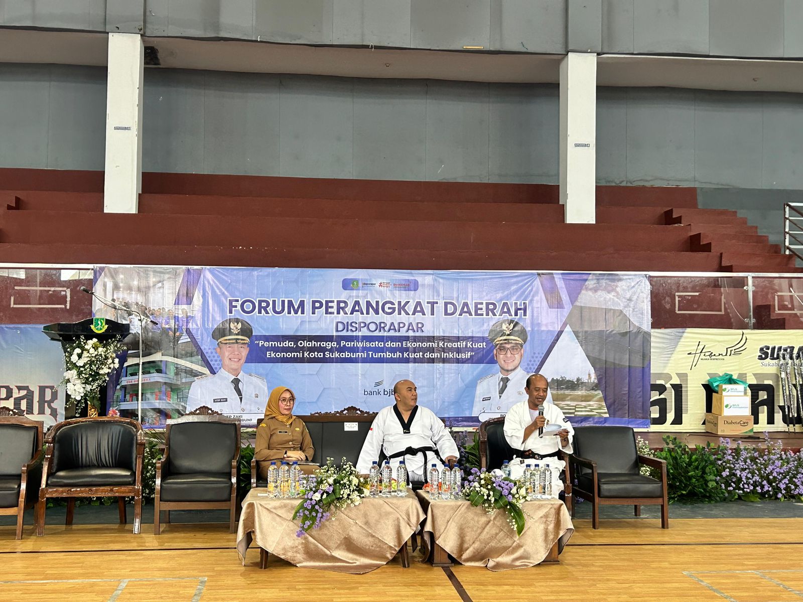 Menghadiri Kegiatan Forum Perangkat Daerah Disporapar